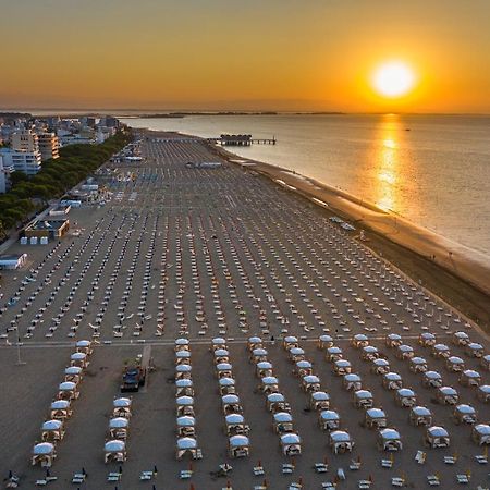 Villaggio Laura Линьяно-Саббьядоро Экстерьер фото